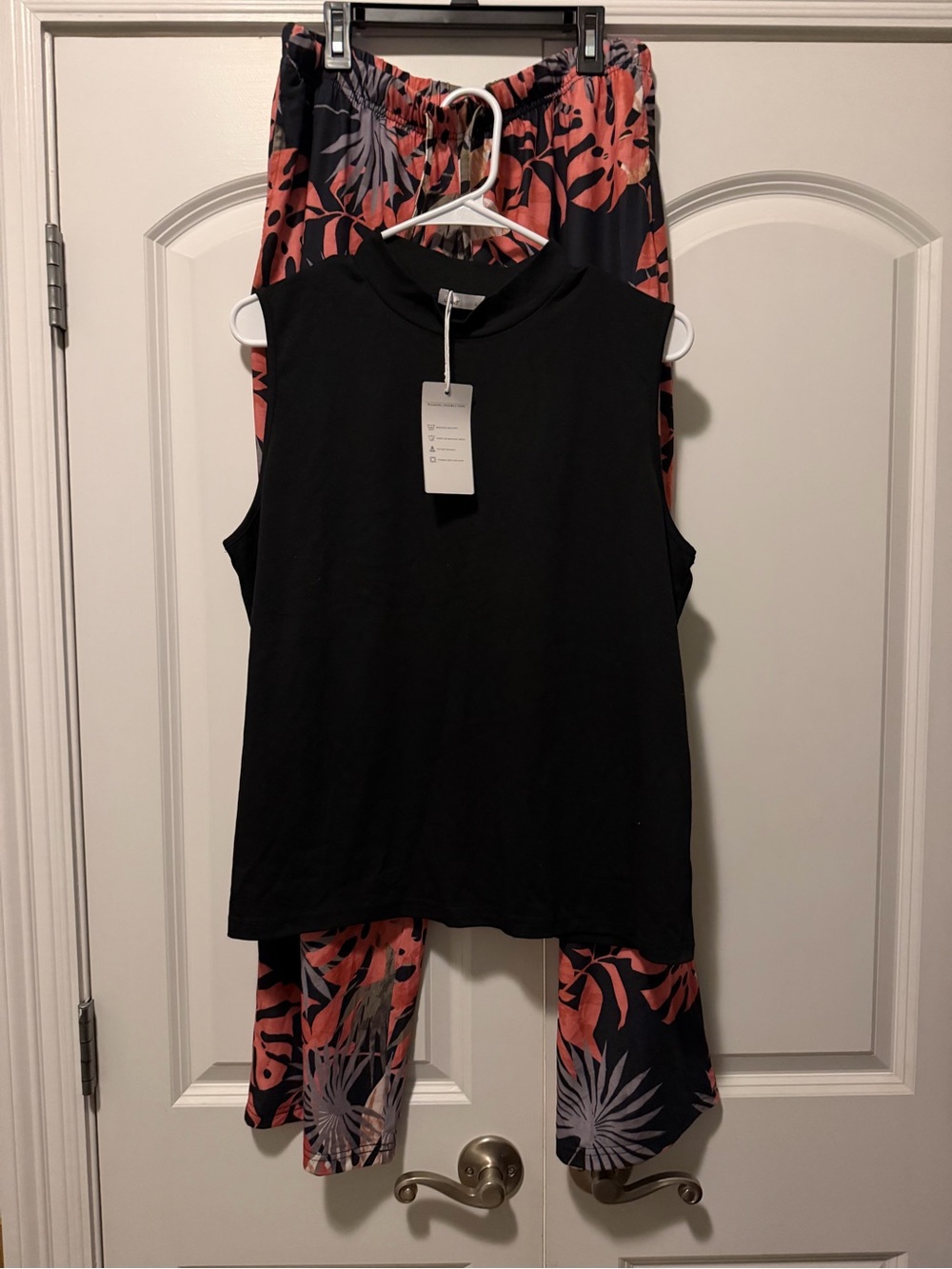 Wiholl Black Sleeveless Top with Pink Floral Lounge Pants
